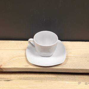 TAZA Y PLATO TAZA LINEA SEMICUADRADA