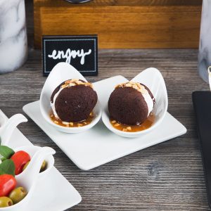 Plato Cuadrado de 15.2 cms Blanco Brillante Marca Ecor