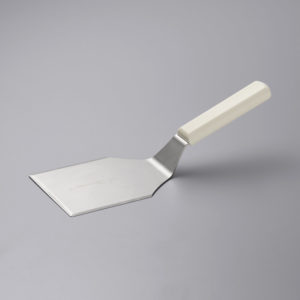 ESPATULA RECTANGULAR PIZZA 6pgX3pg MANGO NYLON, COLOR BLANCO