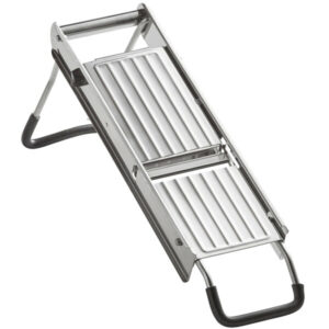 MANDOLINA CON 5 CUCHILLAS INTERCAMBIABLES ACERO INOX MEDIDAS: 19 1/2 X 6 1/2 X 8 PG (SOBRE PEDIDO)