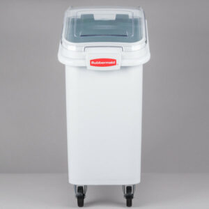 CARRO ALMACENADOR DE GRANOS E INGREDIENTES 20.5 GALONES (77 LT) MEDIDA: 29 1/2 x 13 1/2 x 28 PG RUBBERMAID