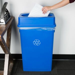 CONTENEDOR RECTANGULAR LAVEX 23 GAL CON TAPA COLOR AZUL