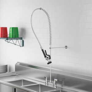 LLAVE DE PRELAVADO A PISO 1.15 GPM CON CENTROS BASE DE 8PG REGENCY