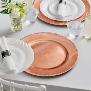 Plato Base Color Oro Rosa de 33cms Con Borde Punteado MATERIAL PLASTICO CHOICE (VENTA EN MULTIPLOS DE 24 PIEZAS)