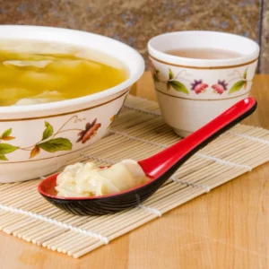 CUCHARA DE MELAMINA .8 OZ NEGRA INTERIOR ROJO RAMEN GET (PRECIO POR 60 PIEZAS)