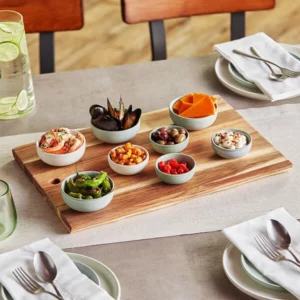 Tabla para servir de madera de acacia con borde natural de 45 x 30 cm Acopa (Precio por 12 piezas)